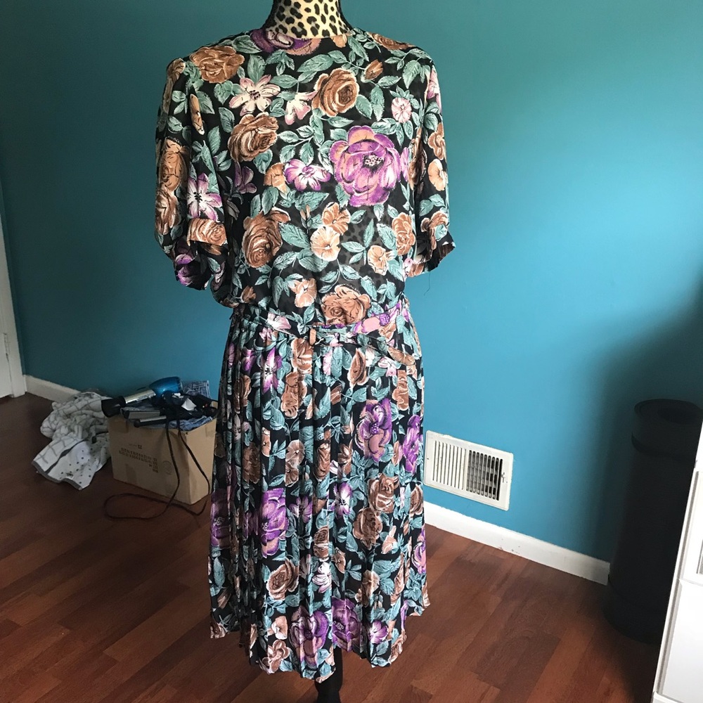 80s VINTAGE FLORAL DRESS